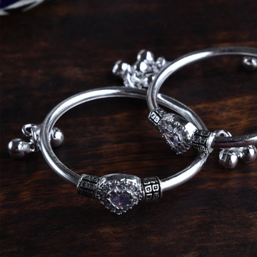 Charming Silver New Born Baby Wear Meerut